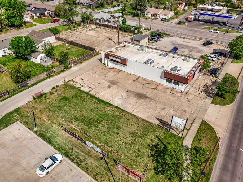 More Photos Of 1015 S Meridian Ave, Wichita Auto Repair For Sale