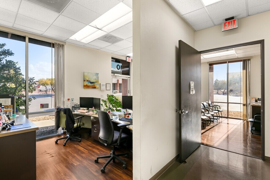 More Photos Of 7170 Smoke Ranch Rd, Las Vegas Office For Lease