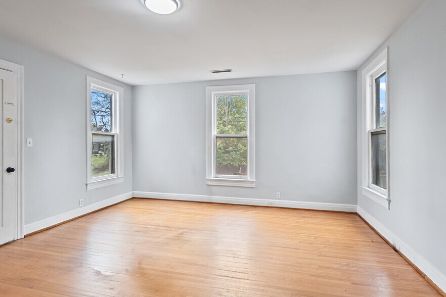 More Photos Of 1601 Stratford Ave, Nashville Apartments For Sale