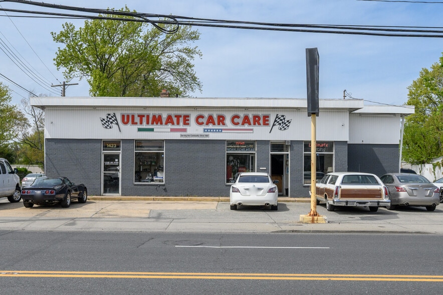 Primary Photo Of 1423 Corlies Ave, Neptune Auto Repair For Sale