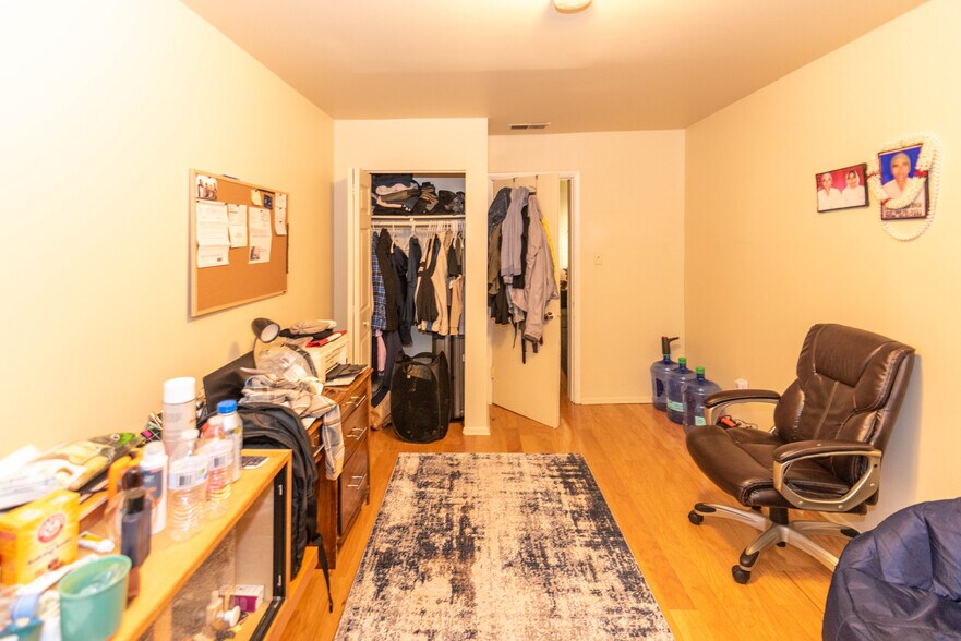 More Photos Of 401-405 S High St, Baltimore Storefront Retail Residential For Sale