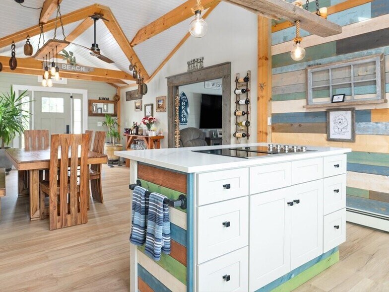 More Photos Of 25 Crandall Ave, Westerly Specialty For Sale