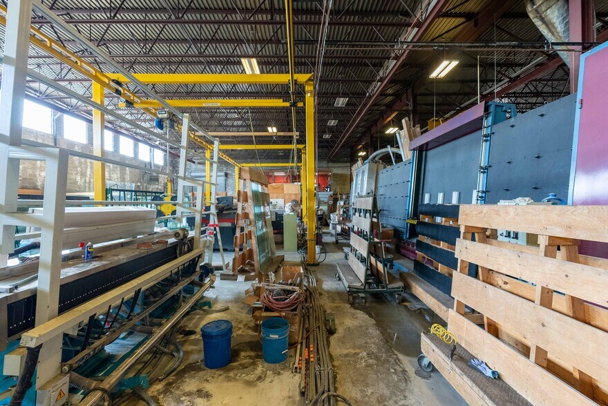 More Photos Of 5744 198 St, Langley Warehouse For Lease