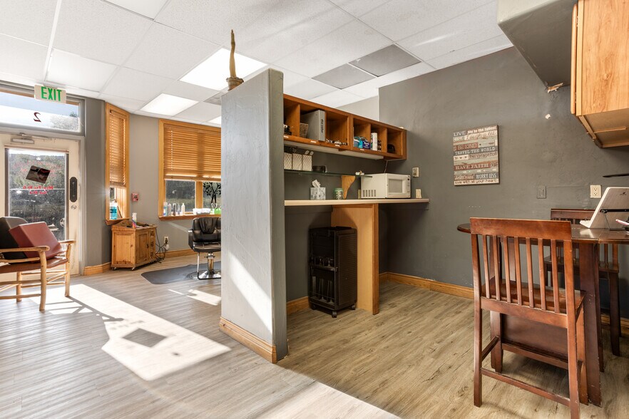 More Photos Of 105 Capitol St, Eagle Storefront Retail Residential For Sale