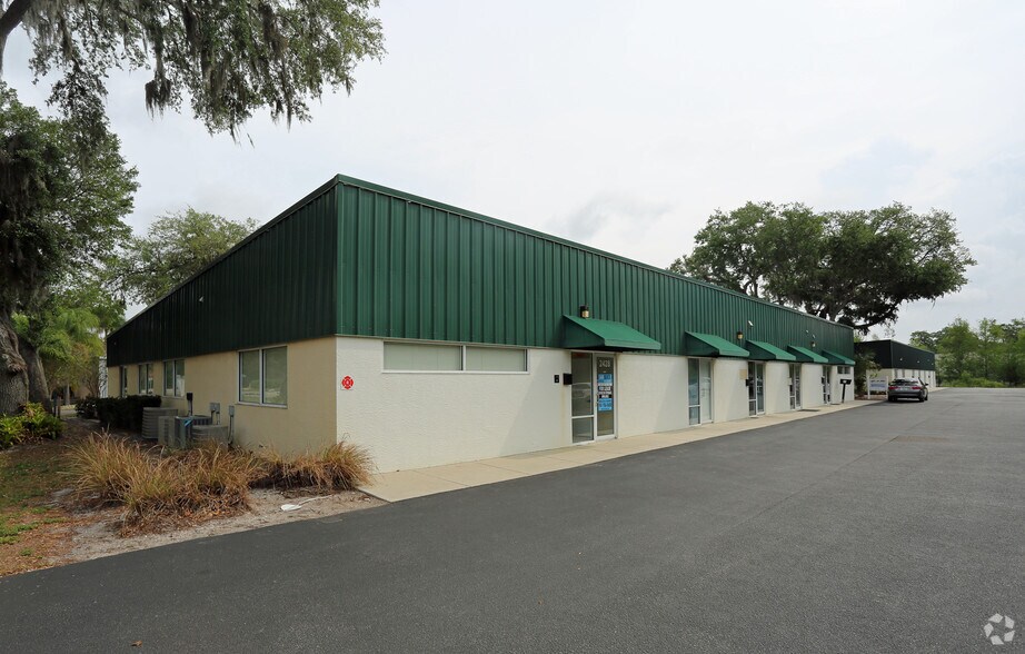 Primary Photo Of 2428-2474 Manatee Ave E, Bradenton Warehouse For Lease