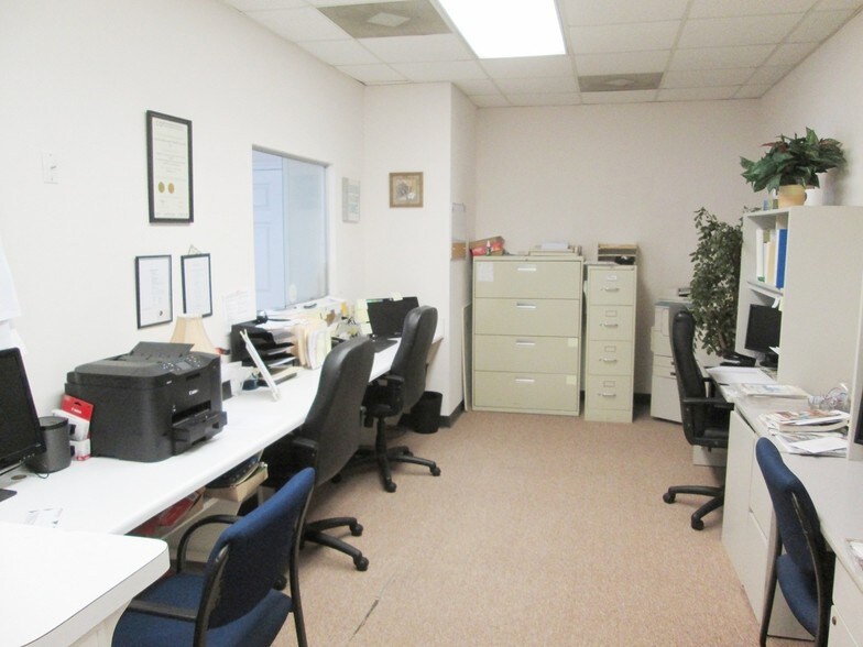 More Photos Of 4634 Lawrenceville Hwy NW, Lilburn Office For Lease