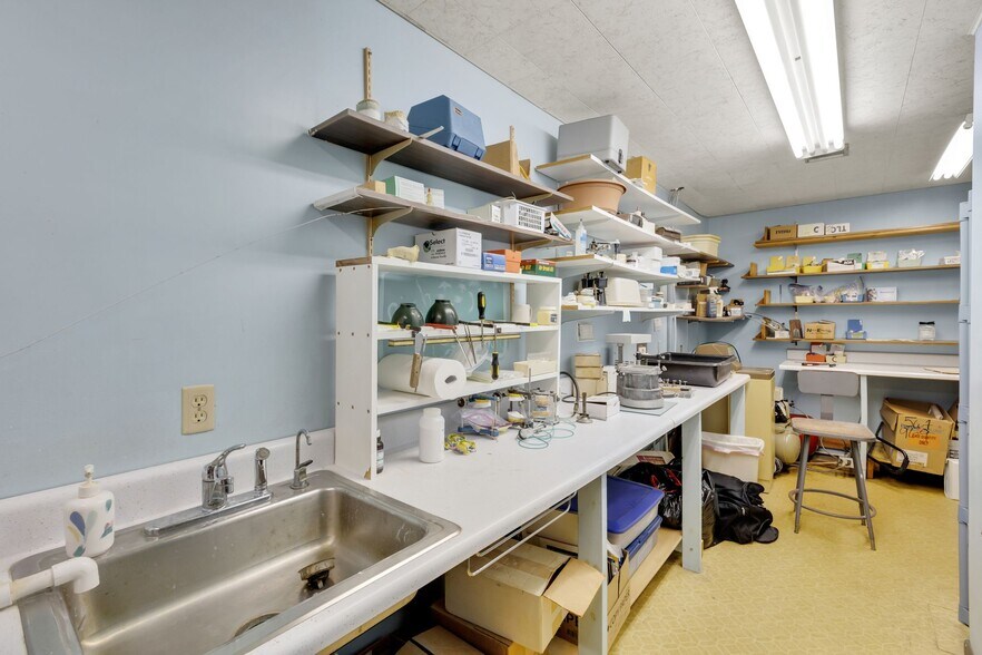 More Photos Of 150 N Banana River Dr, Merritt Island Healthcare For Lease