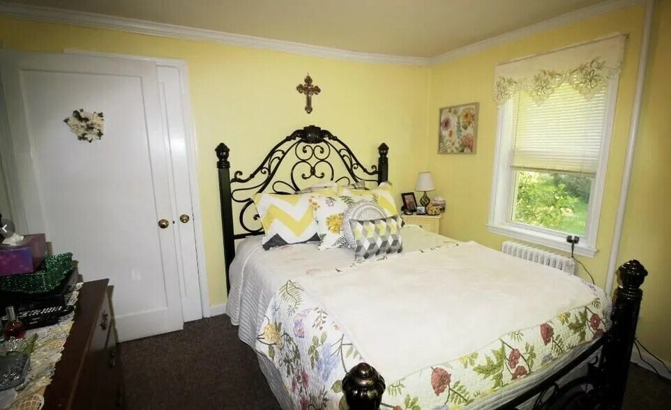 More Photos Of 189 Fair St, Carmel Apartments For Sale