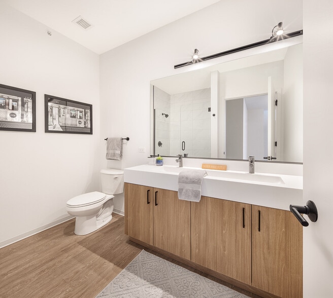More Photos Of 1717 S Michigan Ave, Chicago Apartments For Lease