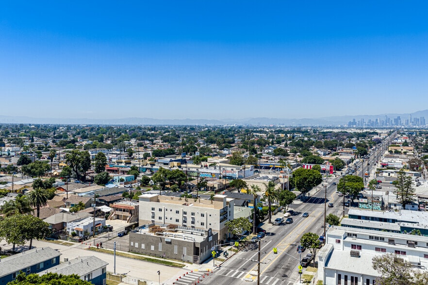 More Photos Of 8717 S Central Ave, Los Angeles Apartments For Sale