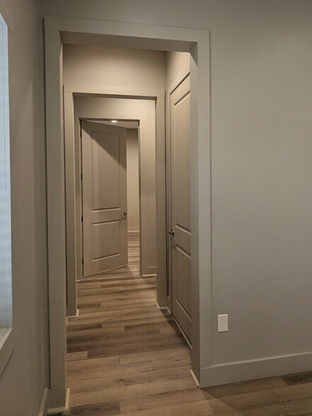 More Photos Of 1765 W Commerce Pky, Beaumont Industrial For Lease