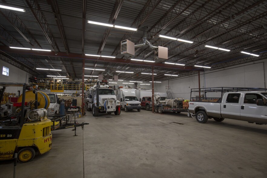 More Photos Of 5641 N Washington St, Denver Manufacturing For Lease