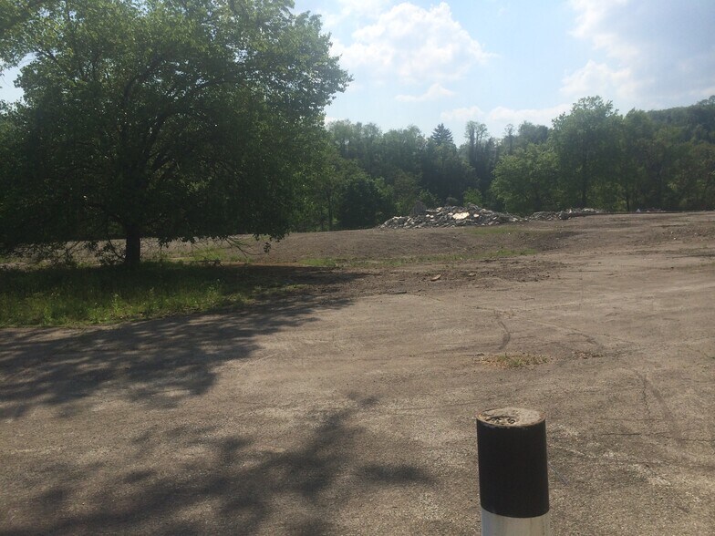 Primary Photo Of 801 Ardmore Blvd, Forest Hills Land For Sale