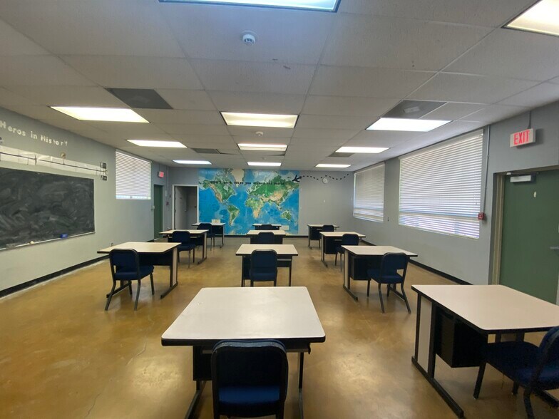 More Photos Of 630 W 17th Pl, Tempe Schools For Lease