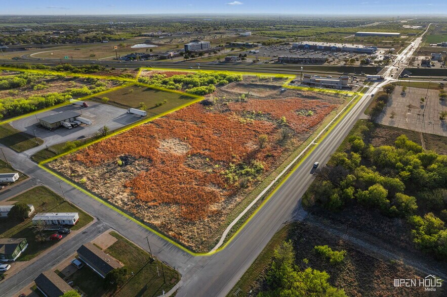 More Photos Of 2221 Airport Dr, Wichita Falls Land For Sale