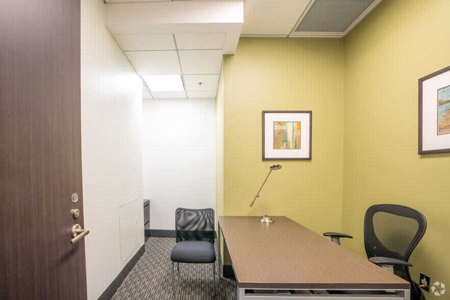 More Photos Of 445 Dexter Ave, Montgomery Coworking Space