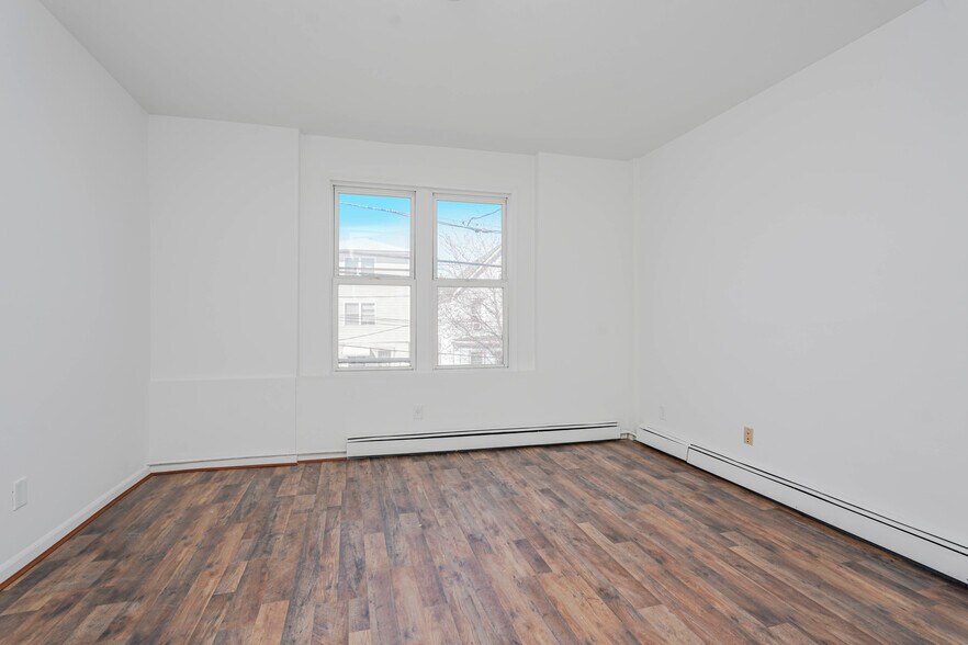 More Photos Of 63-65 Pierce Street, Newark Office Residential For Sale