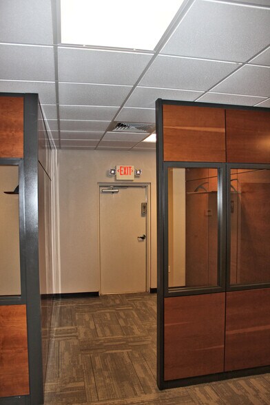 More Photos Of 907 S Woodland Blvd, Deland Office For Sale