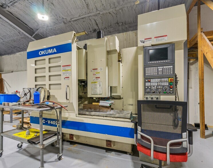 More Photos Of 12516 Us-231, Youngstown Industrial For Sale