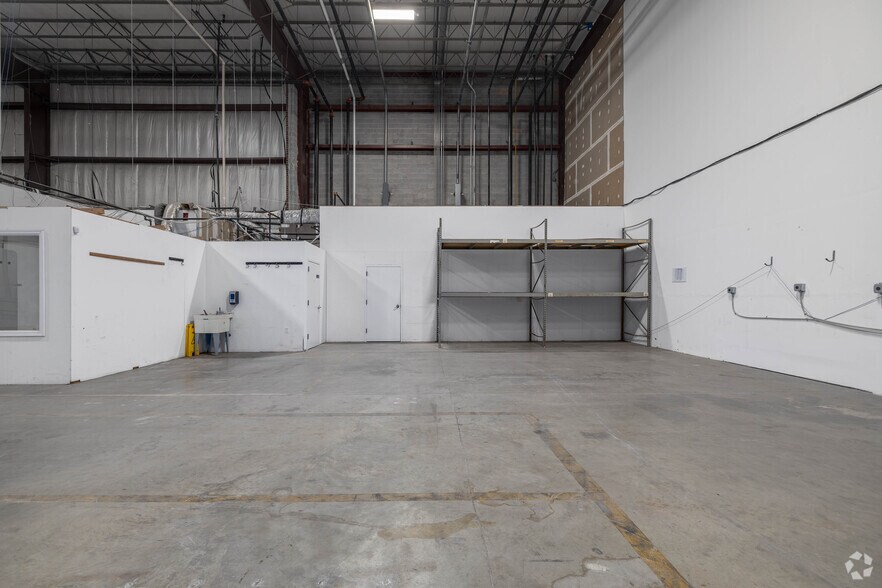 More Photos Of 8221 Preston Ct, Jessup Warehouse For Lease