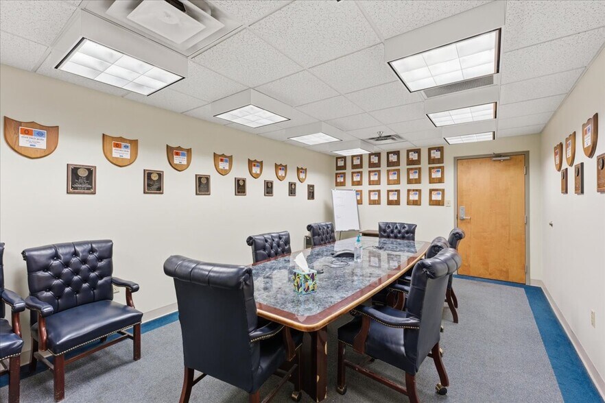 More Photos Of 1609 W 1st North St, Morristown Loft Creative Space For Sale
