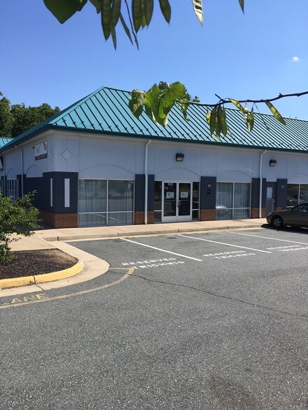 More Photos Of 4551-4555 Empire Ct, Fredericksburg Unknown For Lease