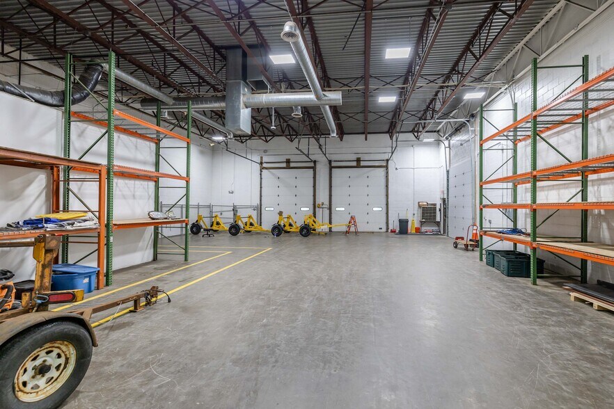 More Photos Of 580 Fishers Station Dr, Victor Warehouse For Lease