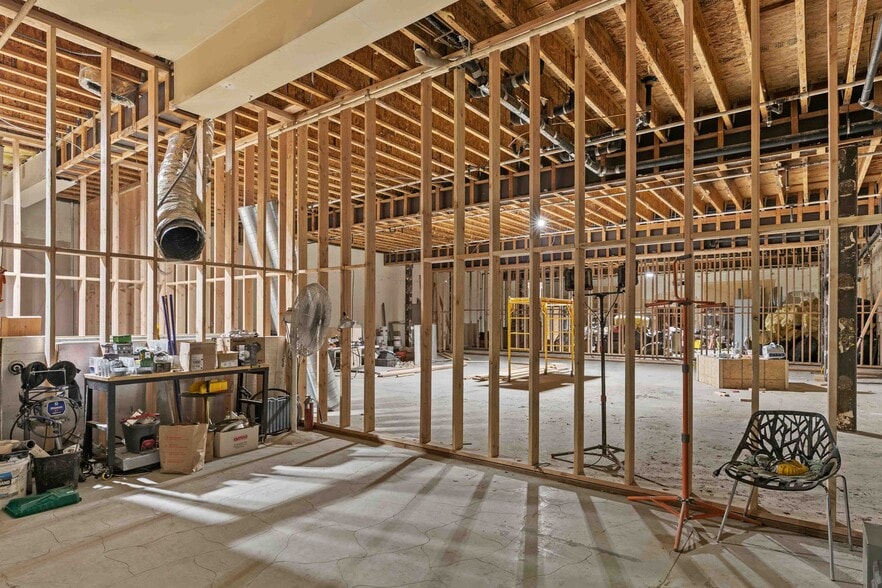 More Photos Of 13311 Sherman Way, North Hollywood Warehouse For Sale