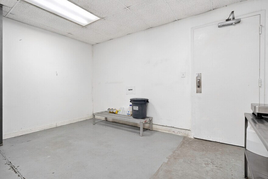 More Photos Of 1820 N Council Rd, Blanchard Food Processing For Sale