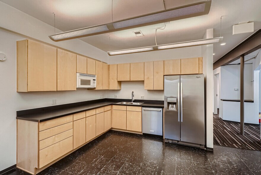 More Photos Of 1215 Elati St, Denver Office For Sale