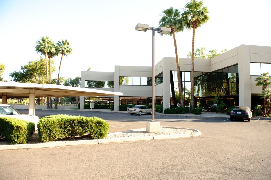 More Photos Of 8502 E Via de Ventura, Scottsdale Office For Lease