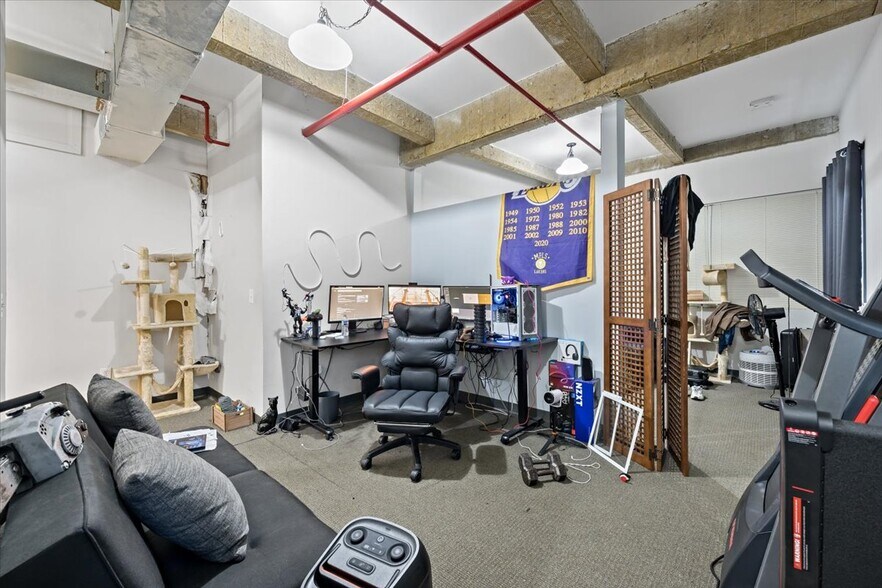 More Photos Of 128 N 8th St, Allentown Warehouse For Sale