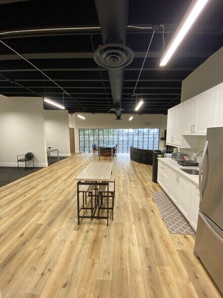 More Photos Of 3505 Cadillac Ave, Costa Mesa Office For Lease