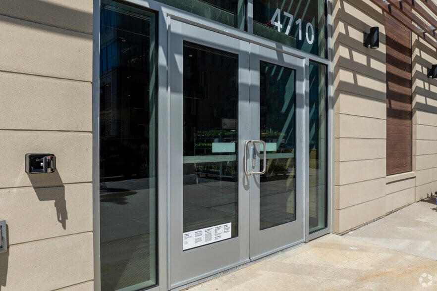 More Photos Of 4710 Madison Yards Way, Madison Supermarket For Sale