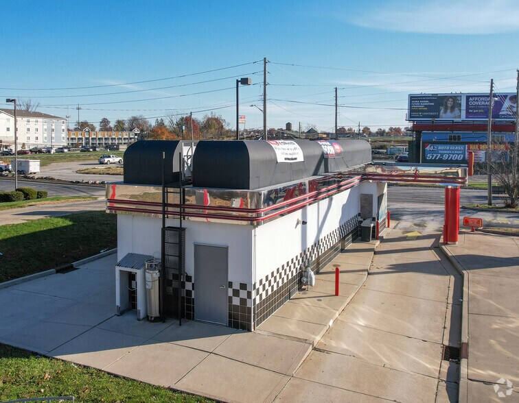 More Photos Of 6742 E 82nd St, Indianapolis Fast Food For Sale