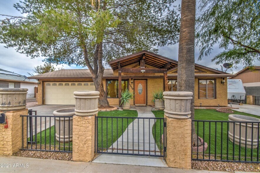 More Photos Of 7150 N 58th Ave, Glendale Assisted Living For Sale