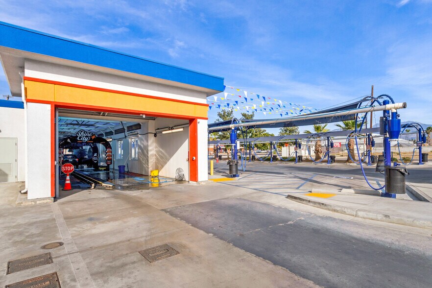 More Photos Of 401 W Florida Ave, Hemet Carwash For Sale