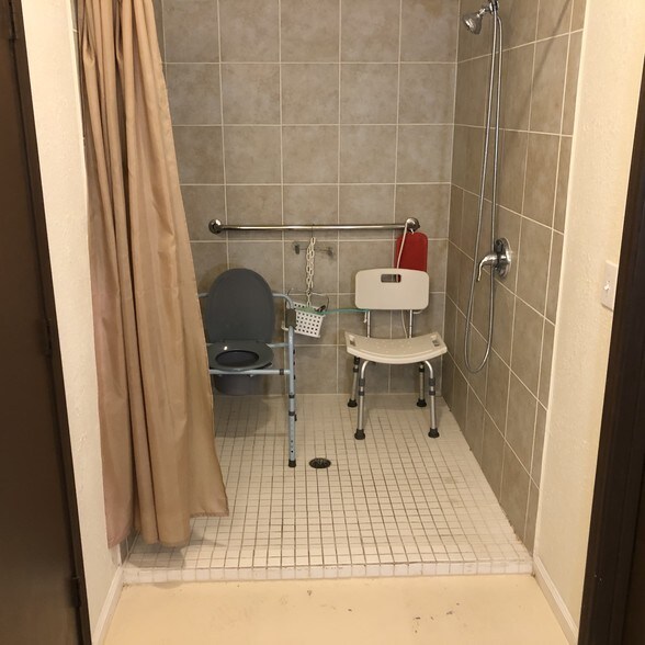 More Photos Of 2522 Holly Hill Dr, San Antonio Medical For Lease