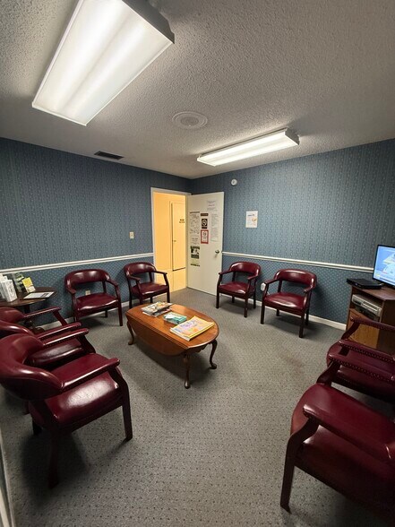 More Photos Of 28960 US Highway 19 N, Clearwater Medical For Sale