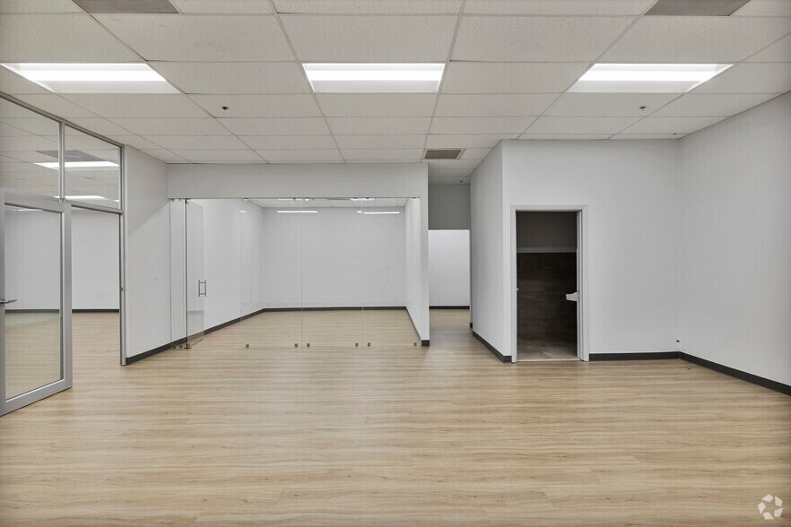 More Photos Of 7212-7282 NW 33rd St, Miami Unknown For Lease