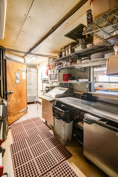 More Photos Of 3119 SR-109, Copalis Beach Restaurant For Sale