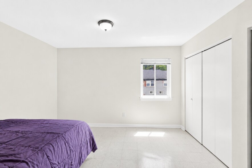 More Photos Of 1827-1829 Marion Barry Ave, Washington Apartments For Sale