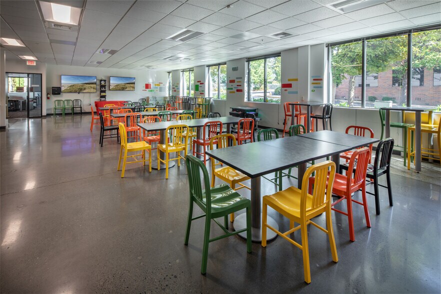 More Photos Of 12259 SW 69th Ave, Tigard Unknown For Lease