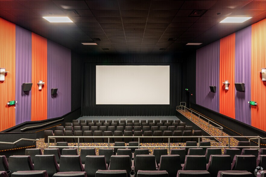 More Photos Of 2200 Lebanon Valley Mall, Lebanon Movie Theatre For Sale