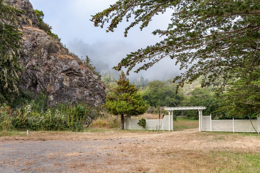 More Photos Of , Jenner Unknown For Sale