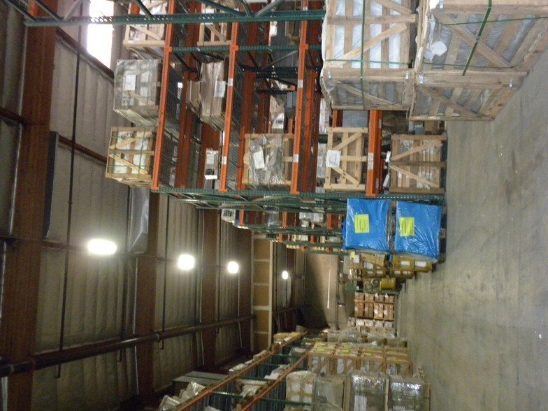 More Photos Of 14455 S Broadway, Gardena Warehouse For Sale