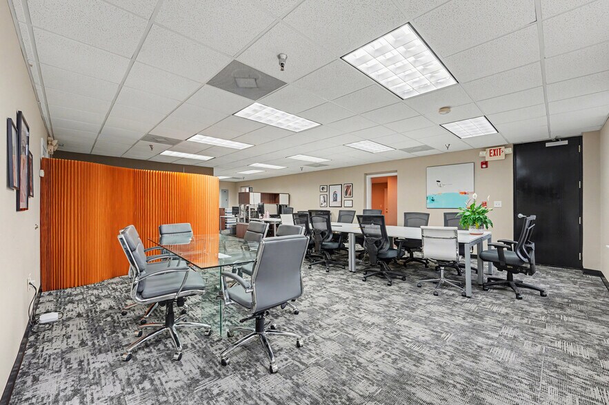 More Photos Of 19701 Bethel Church Rd, Cornelius Office For Sale