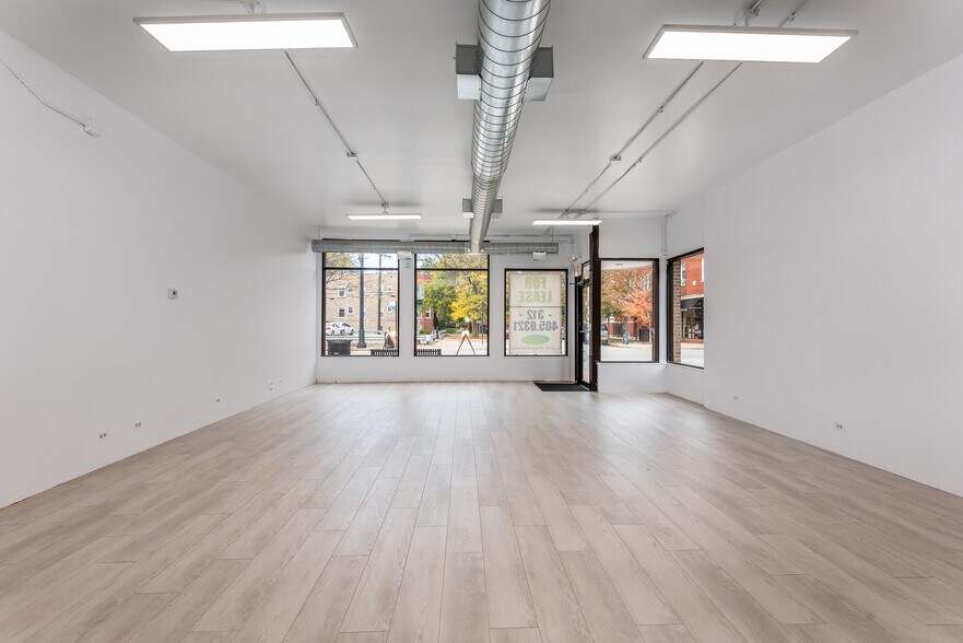 More Photos Of 1333-1343 W Devon Ave, Chicago Storefront Retail Office For Sale