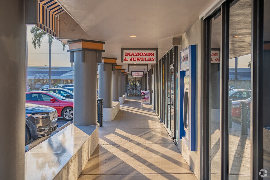 More Photos Of 5859 W Atlantic Ave, Delray Beach Unknown For Lease