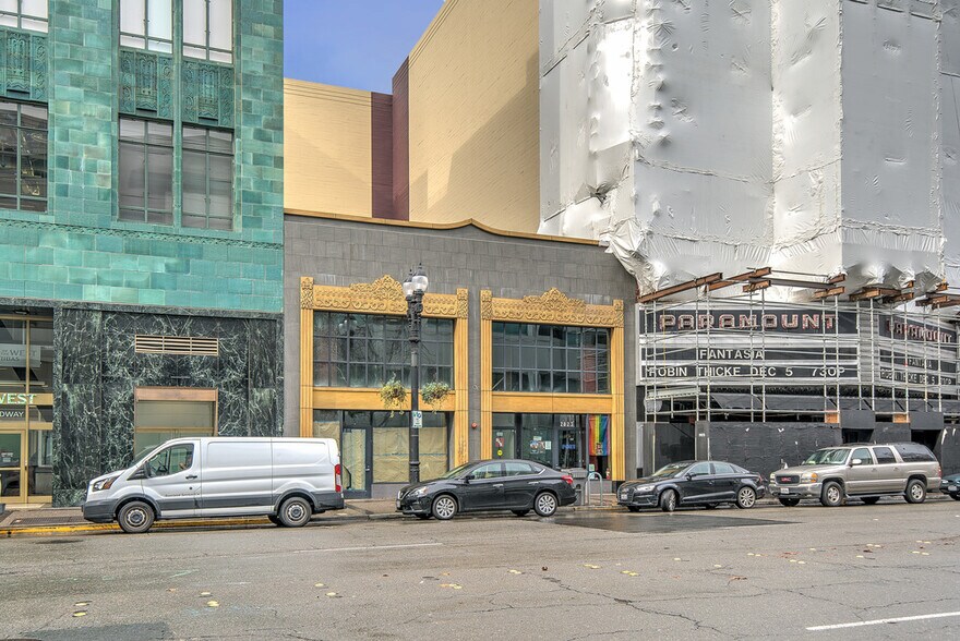 More Photos Of 2021 Broadway, Oakland General Retail For Sale